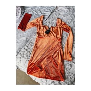 NWT Forever 21 Velvet Dress.